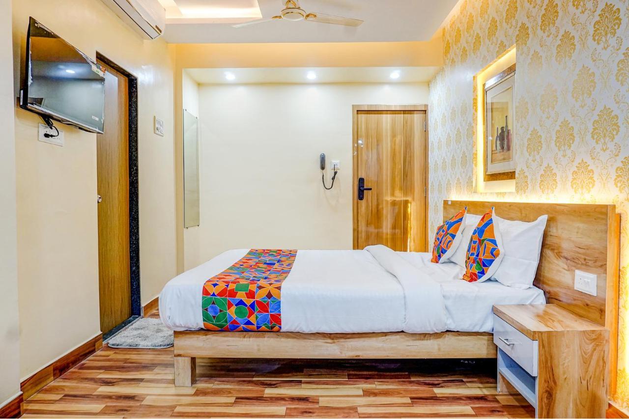 Fabhotel Tan Square - Nr Eon It Park 푸네 외부 사진
