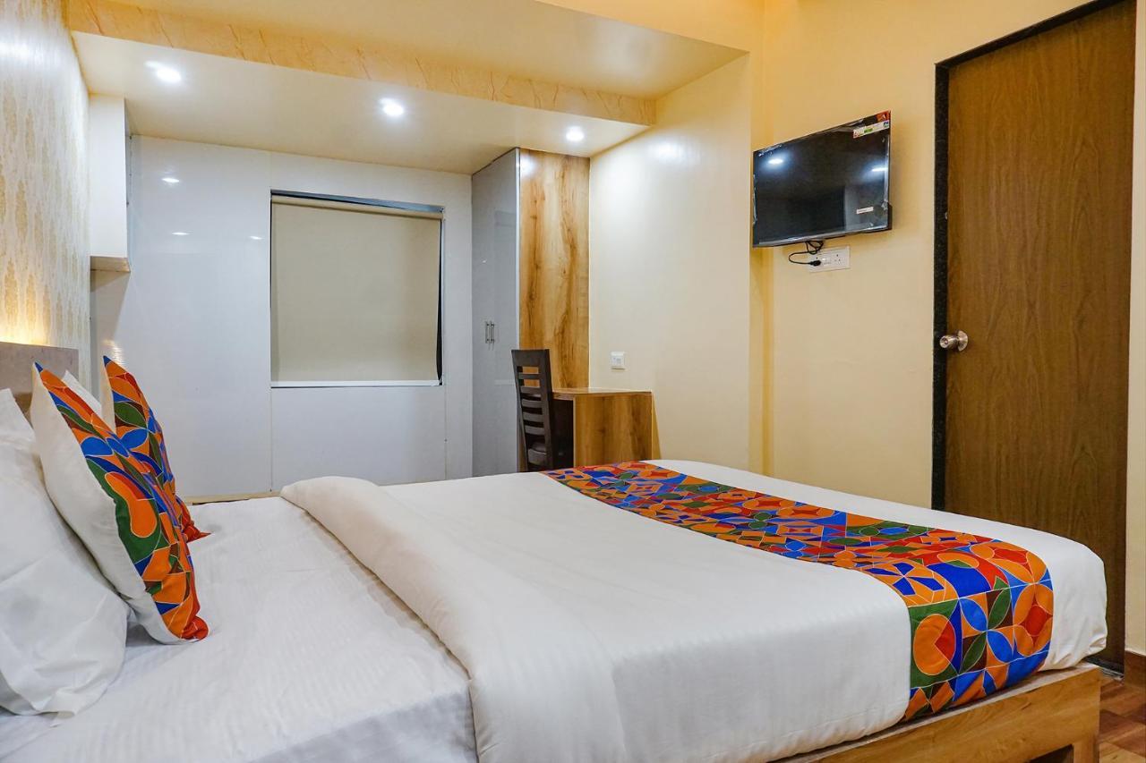 Fabhotel Tan Square - Nr Eon It Park 푸네 외부 사진