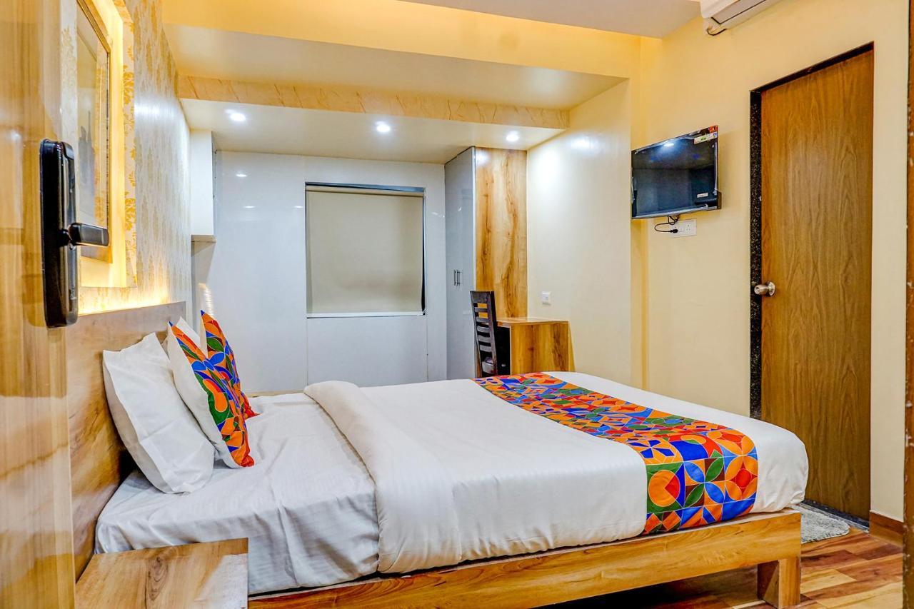 Fabhotel Tan Square - Nr Eon It Park 푸네 외부 사진