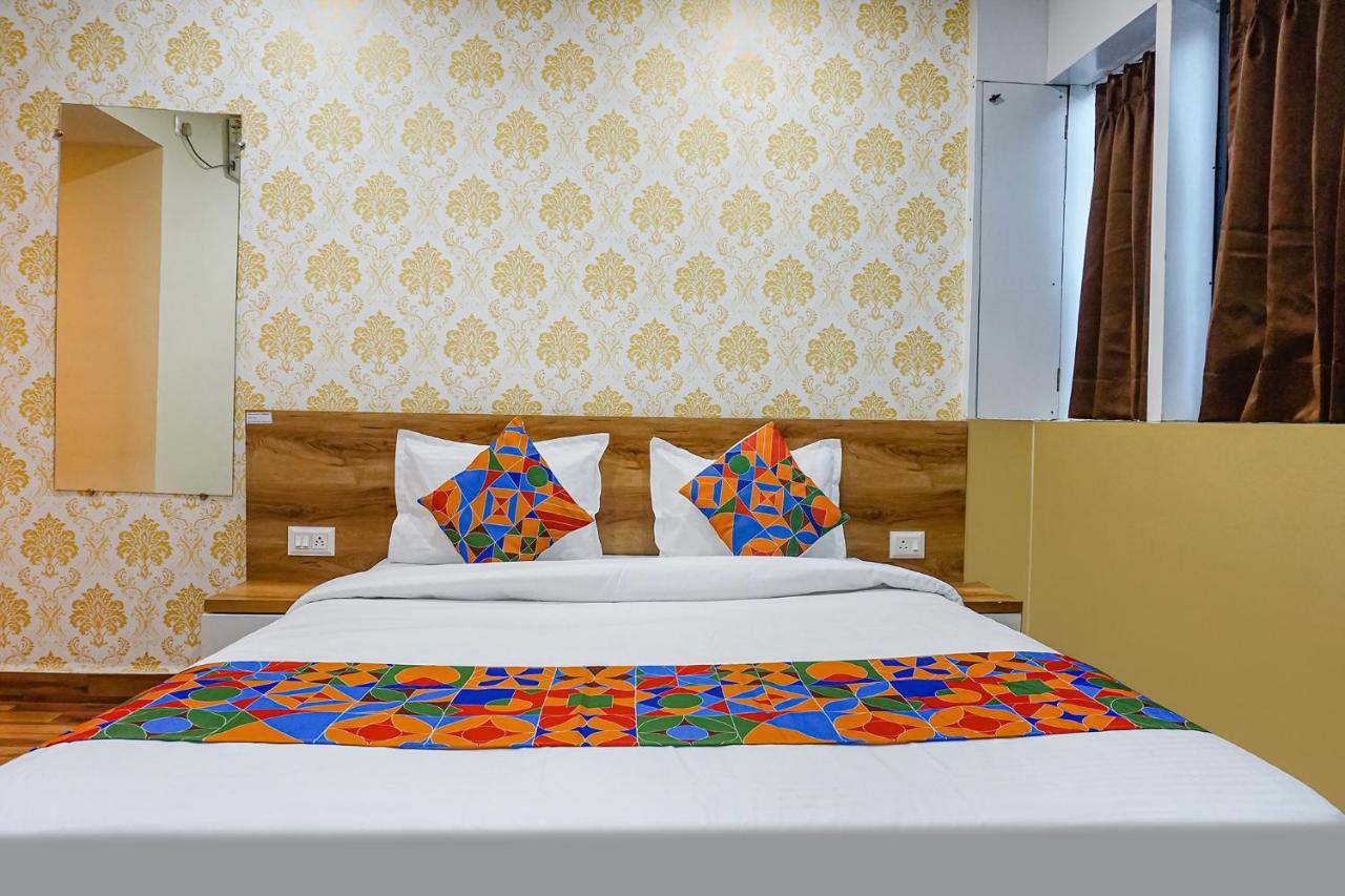 Fabhotel Tan Square - Nr Eon It Park 푸네 외부 사진